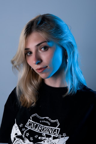 A photo of the reviewer.